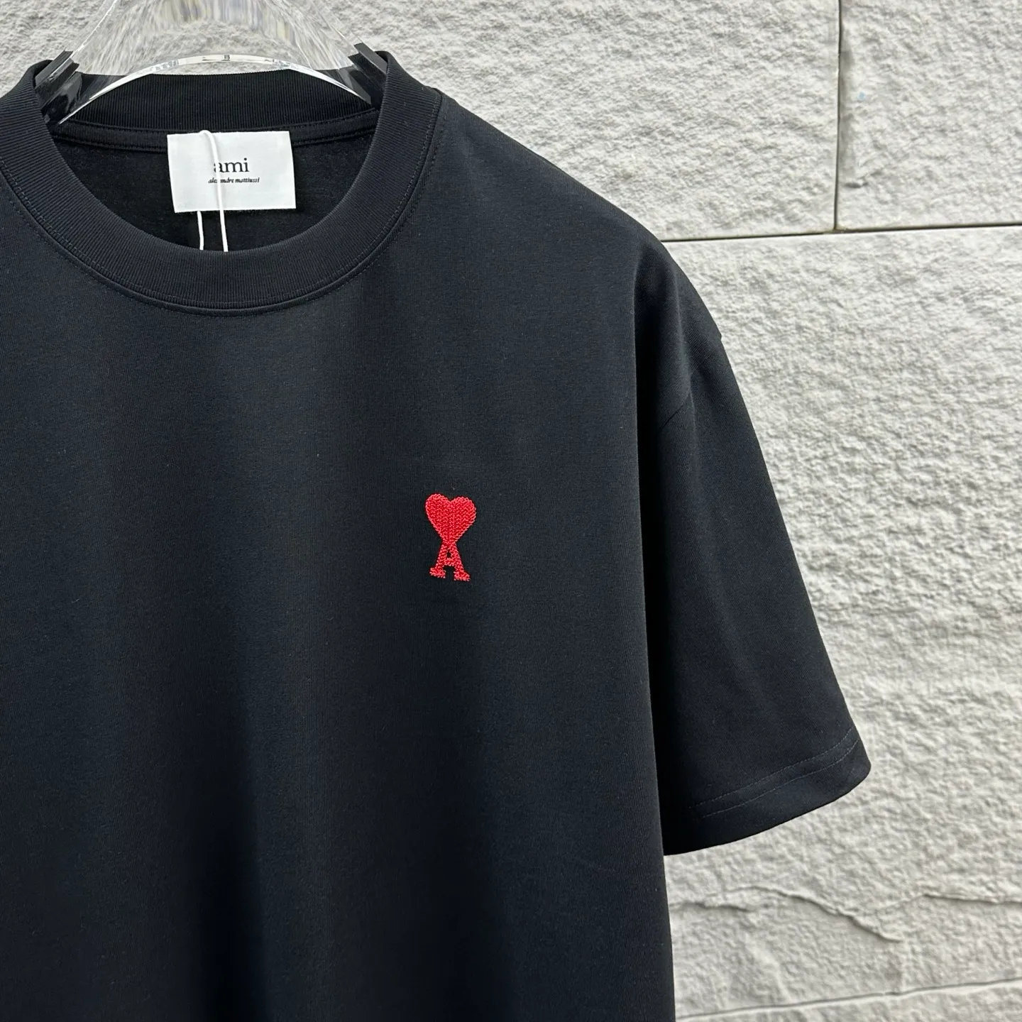 Ami Love 2026 Spring and Summer Style Classic simple three-dimensional embroidery small love personalized logo Customized double yarn plain cotton fabric Short-sleeved T-shirt Men and women Same Style Color: Black White Flower Gray Angola Red Size: S (90-130 pounds) M (120-150 pounds) L (140-165 pounds) XL (160-180 pounds) XXL (180-210 pounds)